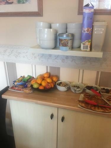 Hostal Ivanhoe Guest House