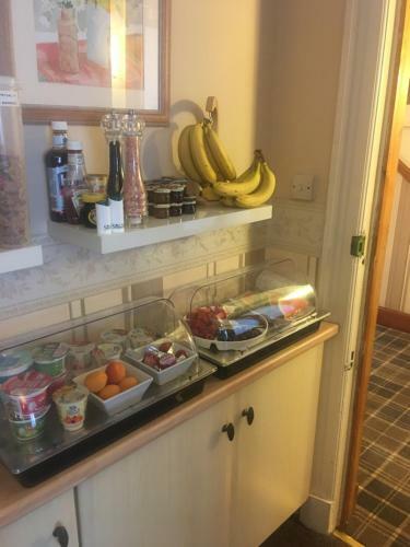 Hostal Ivanhoe Guest House