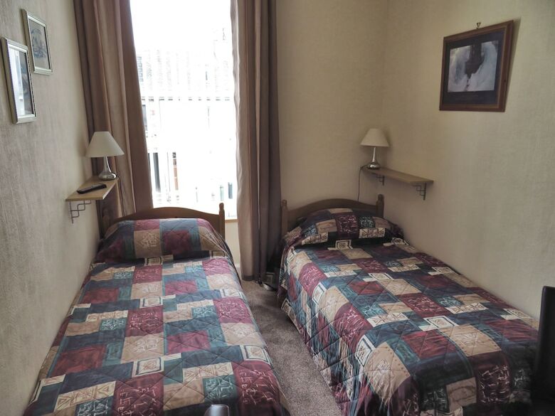 Hostal Park Hill Guest House