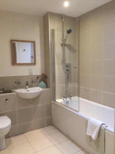 Apartamentos Inverness City Suites