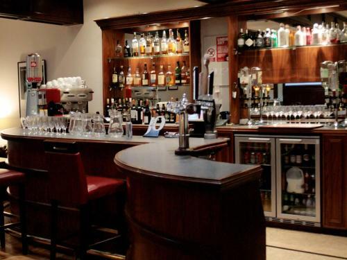 The Woodside Hotel
