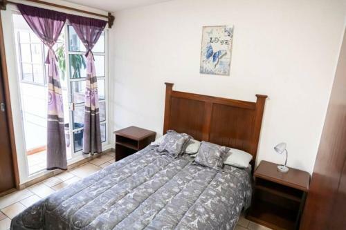 Casa de 4 Pisos Con Gym, Terraza, Jacuzzi Y Oficina