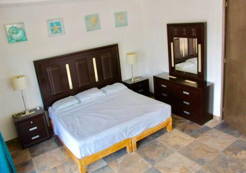 Casa Con Alberca Junto Al Lago