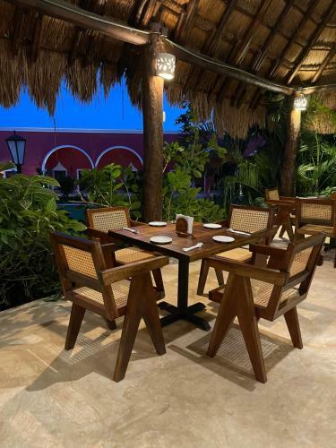 Hotel Hacienda Mar�a Elena