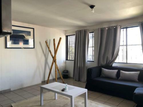 Apartamento Black And White Aparment