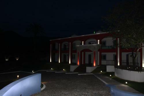 Hotel Los Granados
