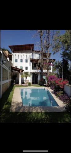 Casa La Pe�a.