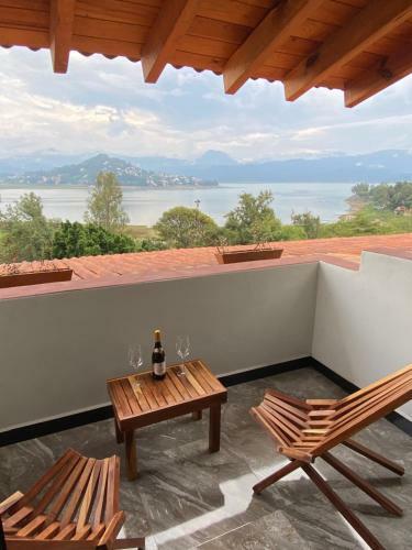 Hospedaje Anturios Valle De Bravo