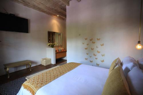 Hotel La Dorada Town View