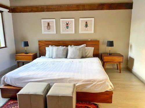 Hostal Casa Vallesana Av�ndaro