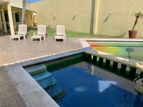 Casa Con Alberca, S�per Ubicaci�n. Puerto de Veracruz