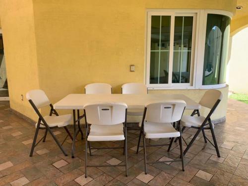Casa Con Alberca, S�per Ubicaci�n. Puerto de Veracruz
