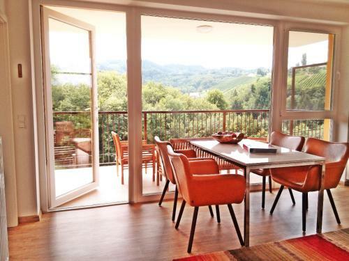 Hostal Suiten Am Simmhof
