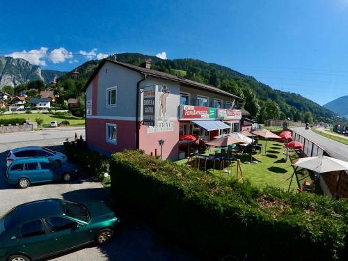 Bed & Breakfast Vermietung Danis