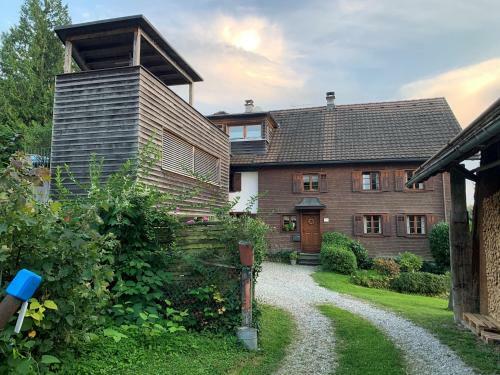 Bauernhaus Am Pf�nderhang Mit Seeblick