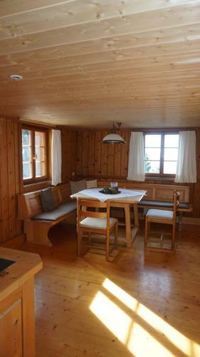 Bauernhaus Am Pf�nderhang Mit Seeblick
