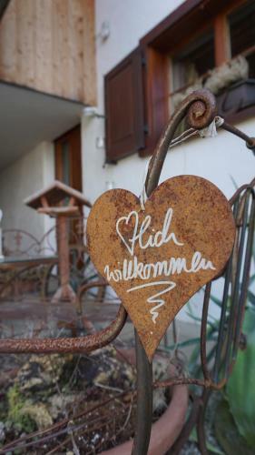 Bauernhaus Am Pf�nderhang Mit Seeblick