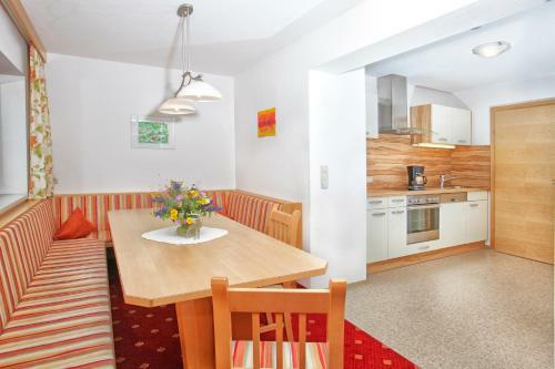 Apartments Fiechtl