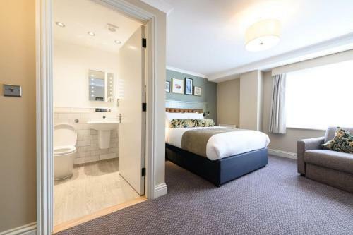 Innkeeper's Lodge Exeter, Clyst St George