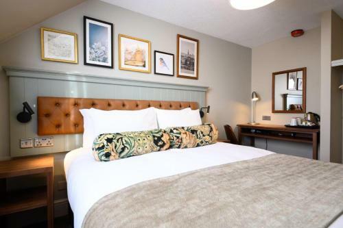 Innkeeper's Lodge Exeter, Clyst St George