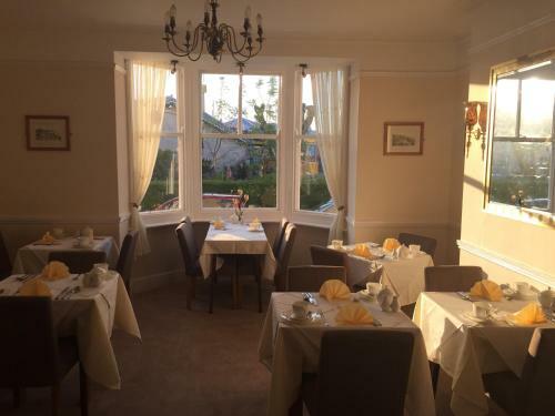 Hostal The Chatsworth