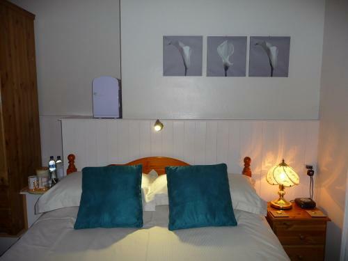 Hostal Cornubia Guest House