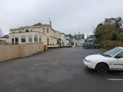Bed & Breakfast The Kingswood Guest House