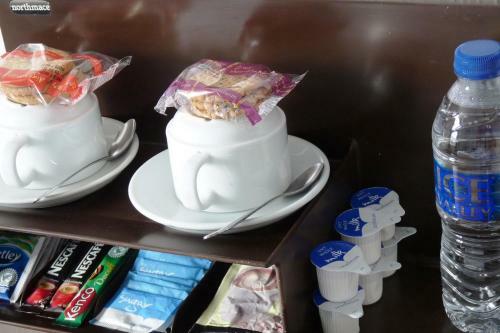 Hostal Aaran House