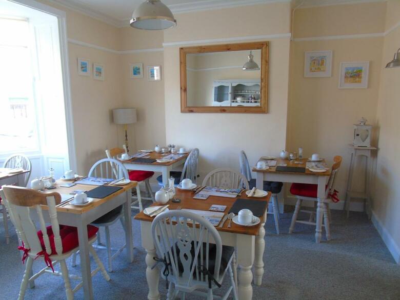 Hostal Letchworth Guest House
