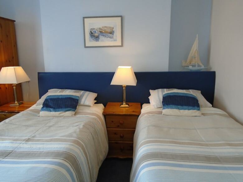 Hostal Florian Guest House