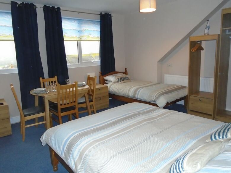 Hostal Florian Guest House