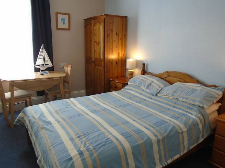 Hostal Florian Guest House