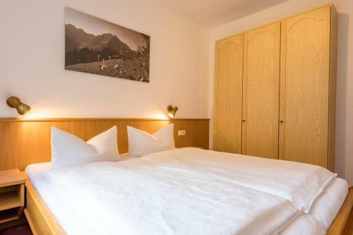 Hostal Landhaus Almrausch
