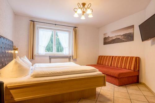 Hostal Landhaus Almrausch