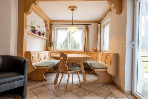 Hostal Landhaus Almrausch