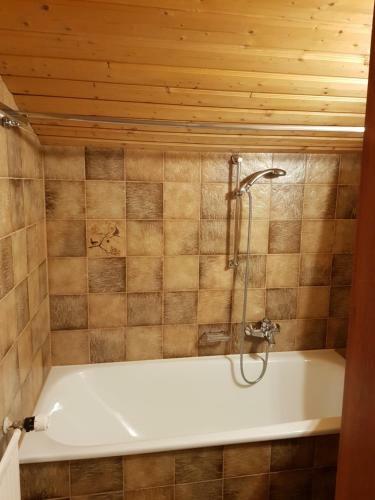 Hostal Landhaus Almrausch