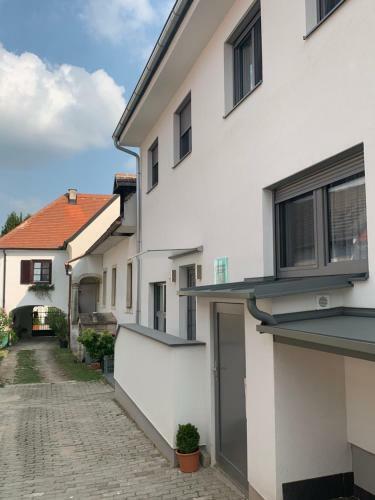 Apartamento Ferienwohnungen Zum Briefmarkenhaus