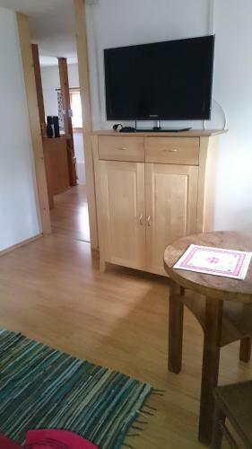 Kn�dl-alm Waldh�usl