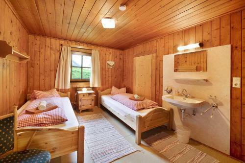 Alpenchalet Lacknerbrunn Bis 24 P