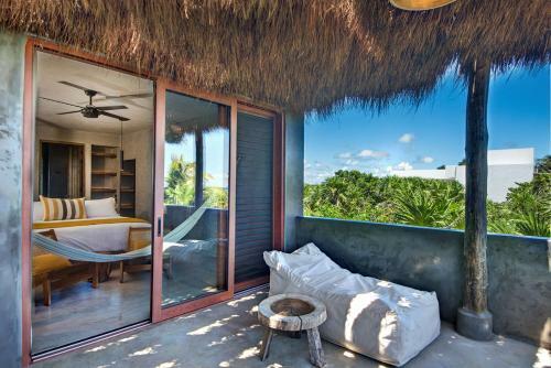 Beachfront Villa In Tankah Bay