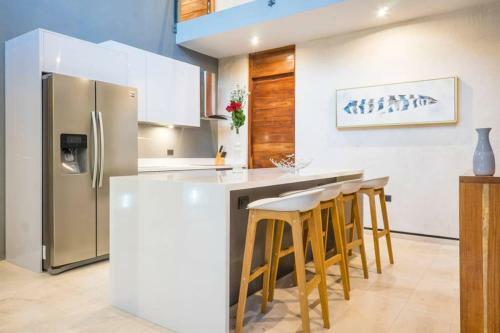 Villa Isla - Jacuzzi And Chef Includ 4 Br 8 Ppl