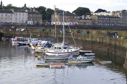 Hotel Premier Inn Edinburgh Leith Waterfront