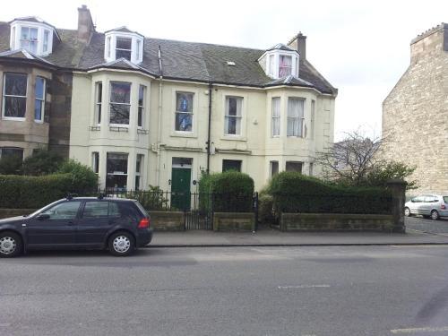 Hostal Mackenzie Guest House