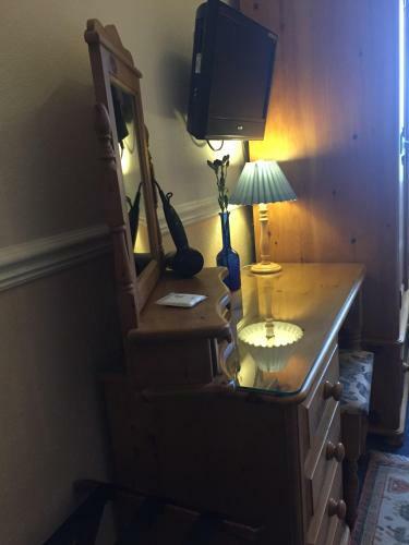 Hostal Ashdene House