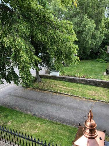 Hostal Ashdene House