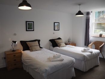Bed & Breakfast Mcgregors Guest House
