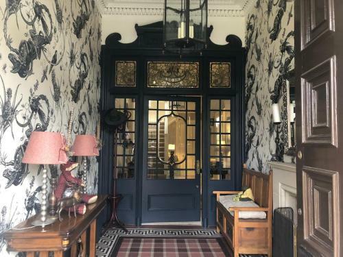 Bed & Breakfast Claremont House