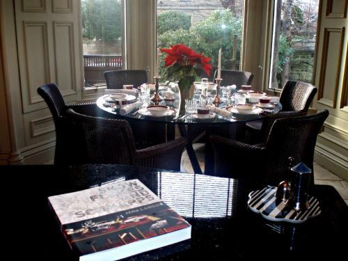 Bed & Breakfast Claremont House