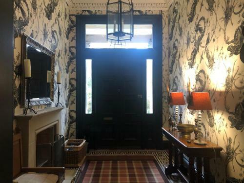 Bed & Breakfast Claremont House