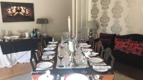 Bed & Breakfast Claremont House